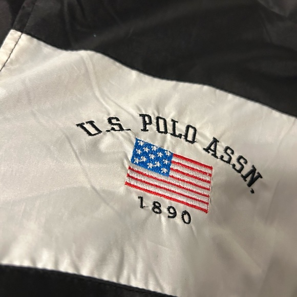 U.S. Polo Assn. reversible green and black light jacket Size Medium US - Picture 8 of 8